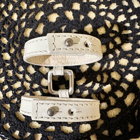 White leather double strap bracelet with silver square purchased at Guess Store - Picture 2 of 2